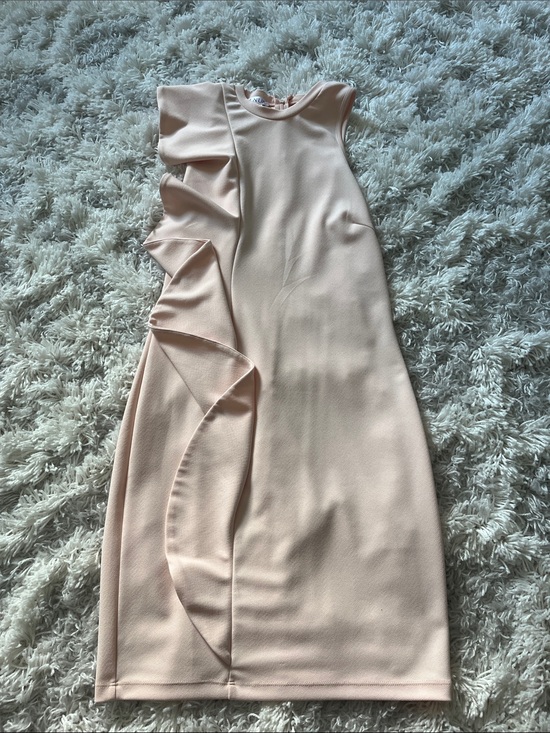 VENUS Dresses & Skirts - VENUS Pale Blush Sleeveless Ruffle-Detail Mini Dress
